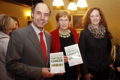 La junta local de la AECC suma 15.000 euros a la investigación contra el cáncer