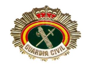 La Guardia Civil detiene a los presuntos autores de dos robos en viviendas en Arenas de Iguña y Suances
