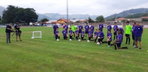 El equipo de fútbol cadete protagonizó este jueves la grabación de un anuncio internacional para KIA