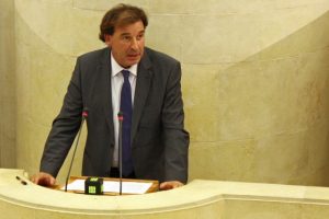 Rodríguez Argüeso en el Parlamento de Cantabria