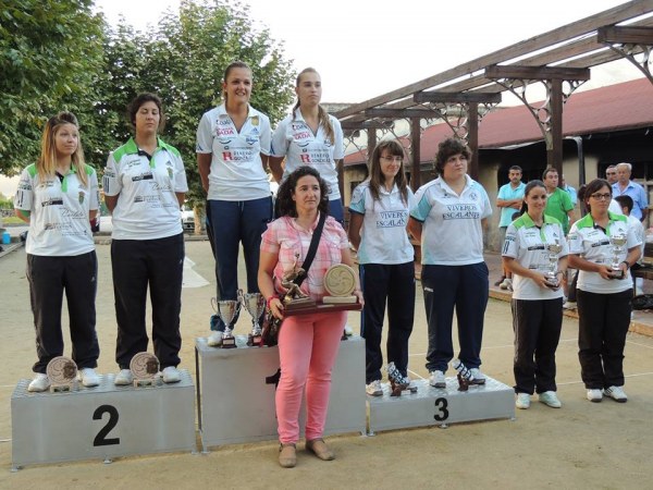Podium del regional de peñas
