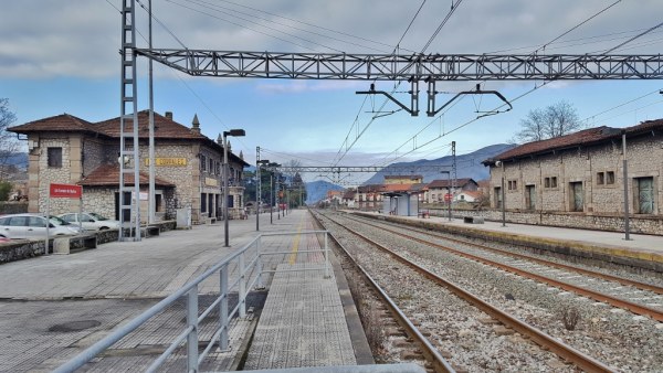 Inversión para la mejora de la catenaria