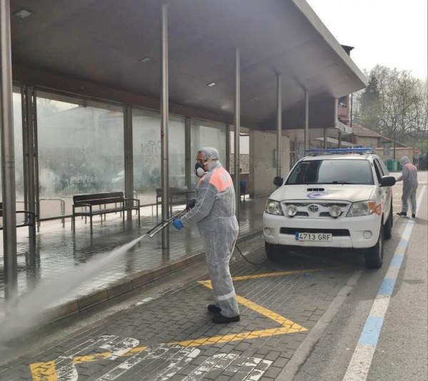 El alcalde ha explicado que se actuará en lugares comunes tanto por Protección Civil como por el servicio de limpieza