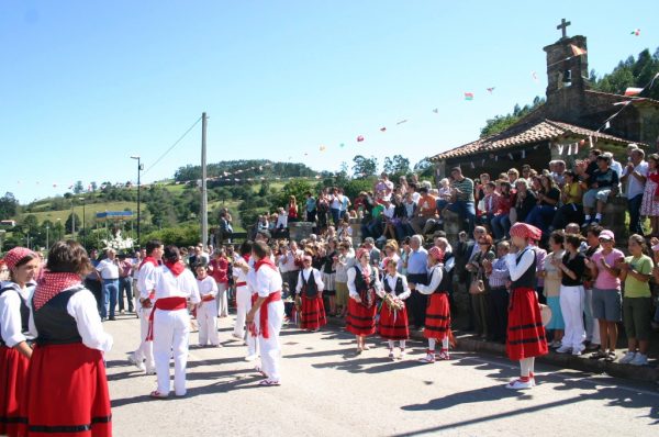 Los Picayos de Coo amenizarán la procesión de regreso
