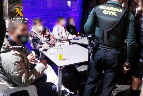 Actuación de la Guardia Civil en Castro Urdiales en este mismo fin de semana.