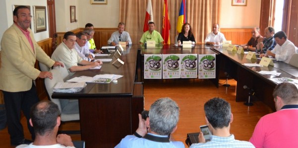 Presentación de la vuelta en el Ayuntamiento de Los Corrales
