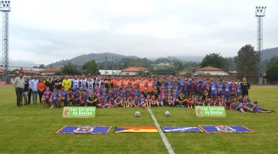Fiesta del fútbol corraliego en la presentación oficial de equipos