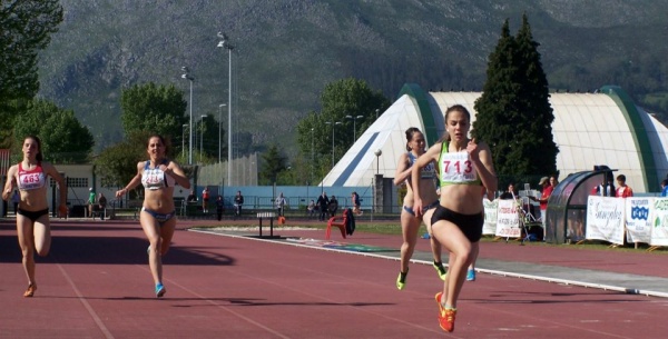 Lara Gómez en primer plano