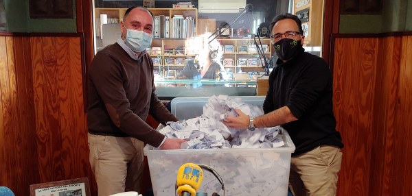 Arce y Victorino en el sorteo.