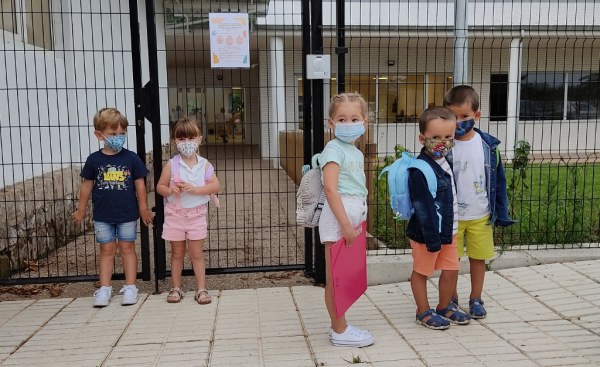 Madrugadores alumnos de La Robleda