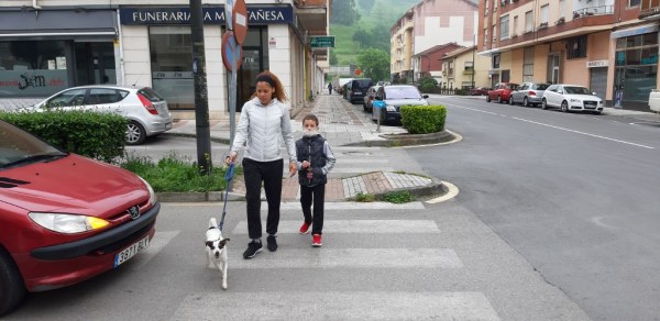 Yosmar fue de los primeros en salir a la calle este domingo