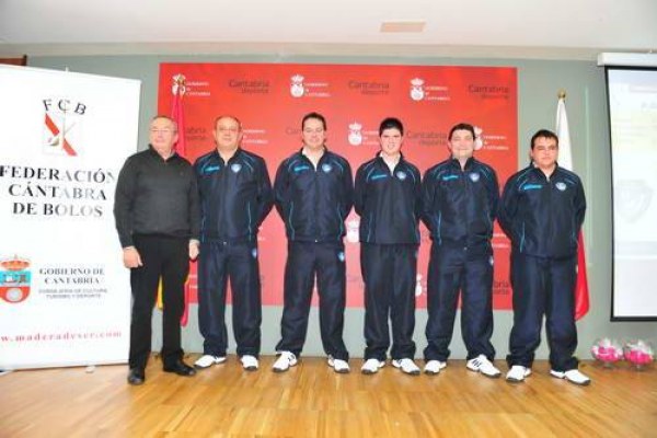  La Rasilla-Neumáticos Hoznayo 2014 (Foto Agencia Delta)