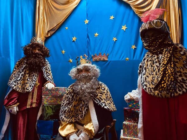 SS MM Llegados ya a San Mateo.