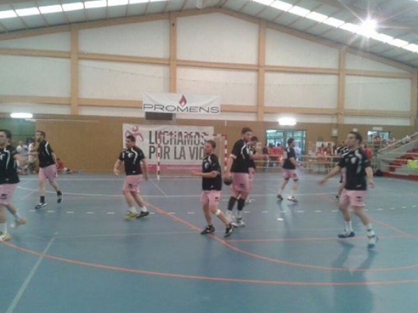  Vallebuelna calentando en la cancha