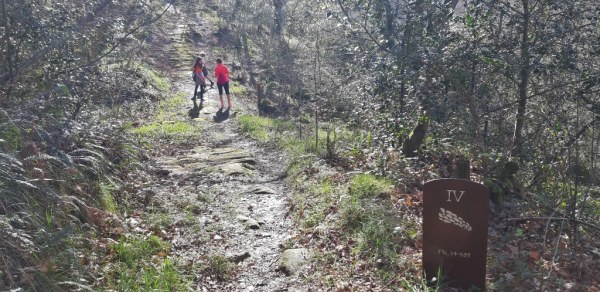Uno de los tramos del empedrado de Fresneda