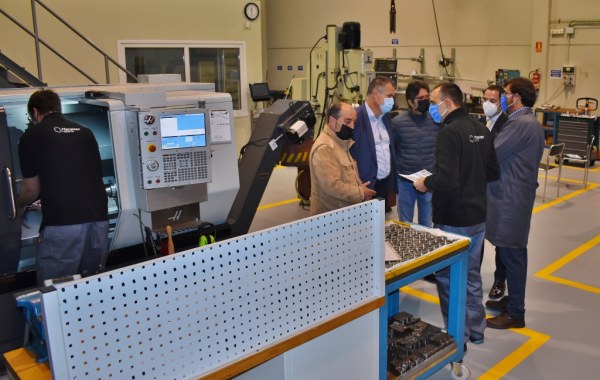 Visita de Pérez Tezanos y Albear a la planta