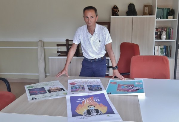 Javier Conde en la presentación del programa festivo
