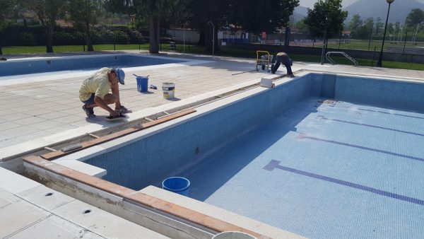 Obras en las piscinas de verano