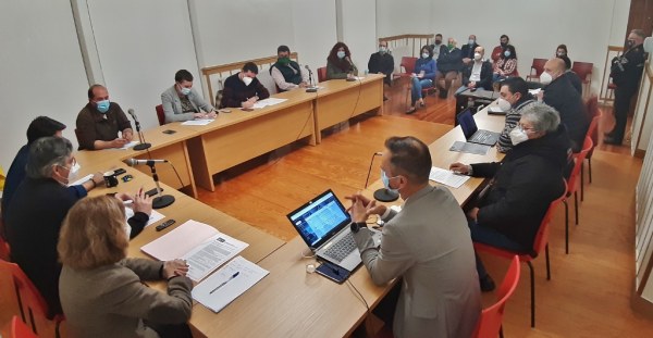 Última sesión plenaria en Los Corrales