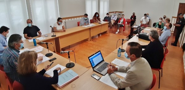 Última sesión plenaria en Los Corrales