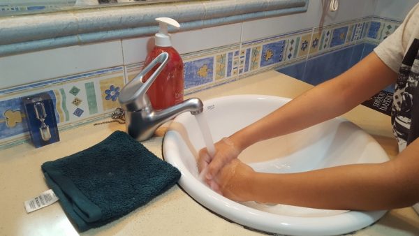 El gobierno invita a las familias numerosas a unirse a la nueva regulación del agua