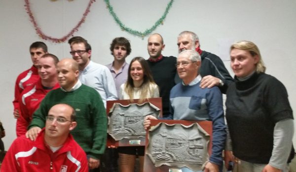  Premiados junto a autoridades municipales