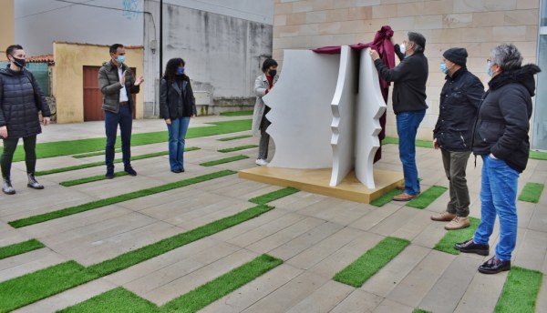 Inauguración de la escultura y los jardines