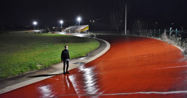 Javier Conde en el velódromo ya iluminado