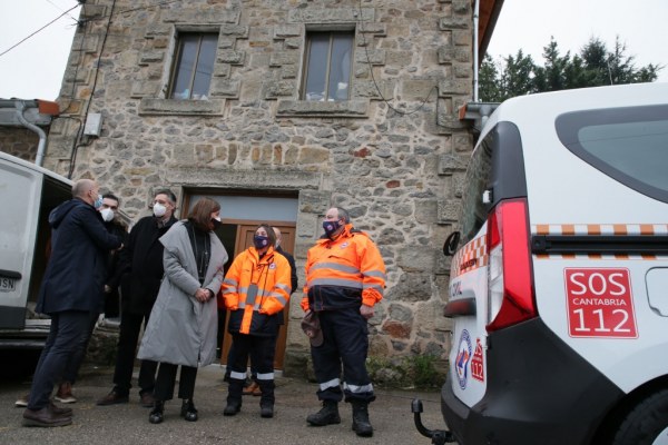 Visita de las autoridades a la futura sede de Protección Civil