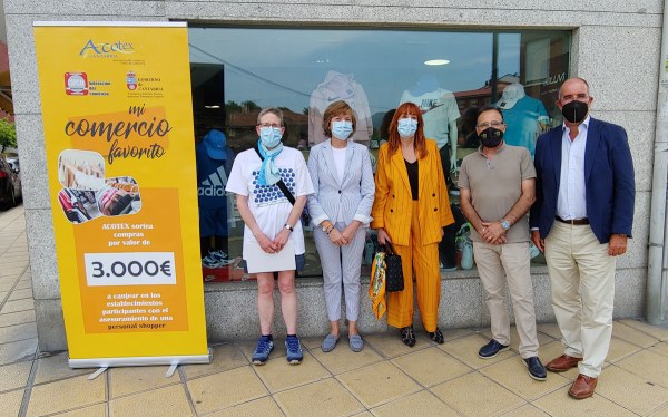 Cristina, Mila, Gema, Salva y Gonzalo.