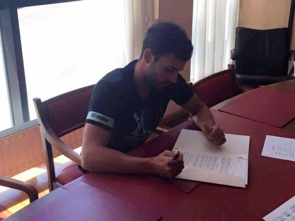  Guitián en la firma del contrato