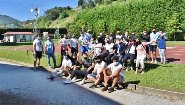 Alumnos, profesores y empresarios