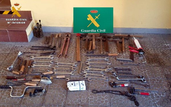 Herramientas recuperadas.