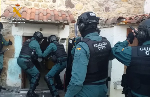 Golpe al tráfico de drogas en Santiago de Cartes